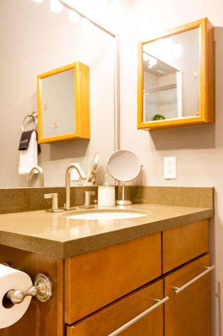2Br Home W Parking Downtown Charm In Full Bloom! Tucson Exterior foto